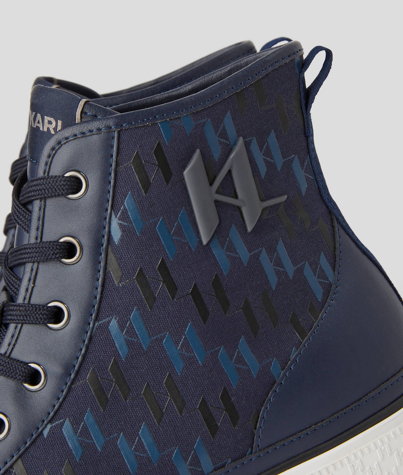 KARL LAGERFELD  KL MONOGRAM KAMPUS SNEAKERS